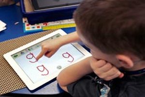 Американские дети считают, что iPad - лучший подарок