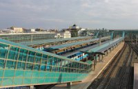 У Донецьку снаряд потрапив в будівлю залізничного вокзалу