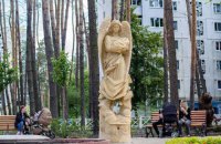 В Ирпени за замечание бойца Нацгвардии ударили ножом в живот, а его собаку зарезали