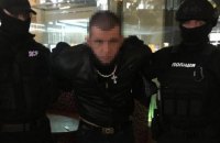 У центрі Харкова затримали п’ятьох учасників банди, які вимагали у бізнесмена $700 тис.