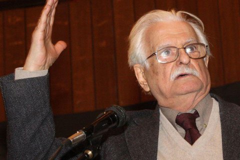 Умер известный советский режиссер Марлен Хуциев