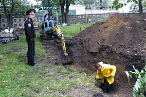 В Днепропетровске эксгумировали тело криминального авторитета