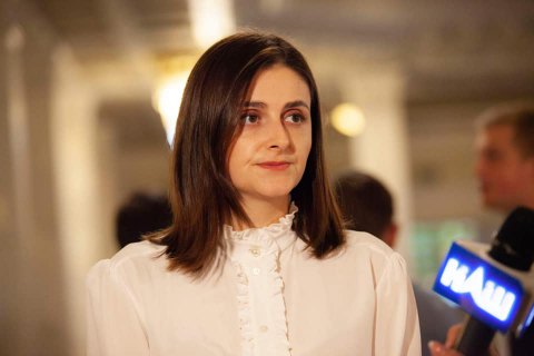 "Слуга народу" Смаглюк назвала коронавірус "маркетинговим ходом", але запаслася масками