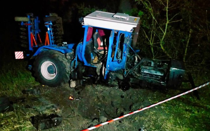 На Київщині водій підірвався на протитанковій міні
