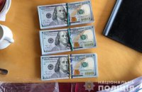 Отсидевший шесть лет в тюрьме мужчина вымогал у своего адвоката $30 тыс.