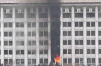 В Казахстане митингующие массово штурмовали местные администрации