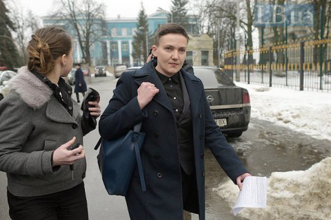 Савченко пришла в Раду с несколькими гранатами и "стволом"