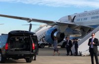 Трамп вилетів у Ханой на зустріч з Кім Чен Ином