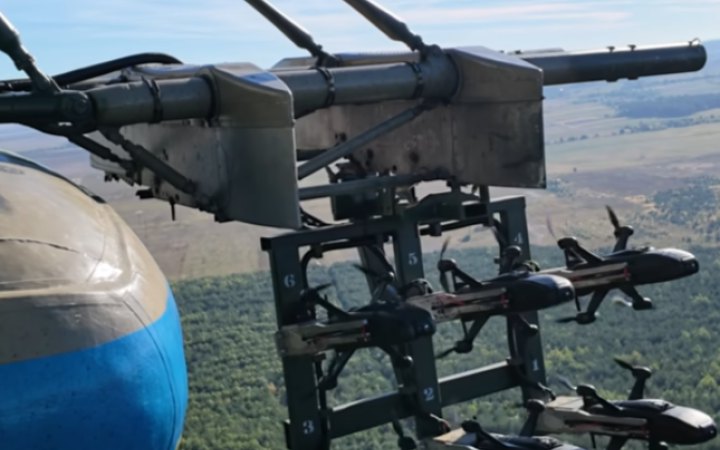 NYT показало застосування дронів-перехоплювачів F7 Litavr із гелікоптера Мі-8