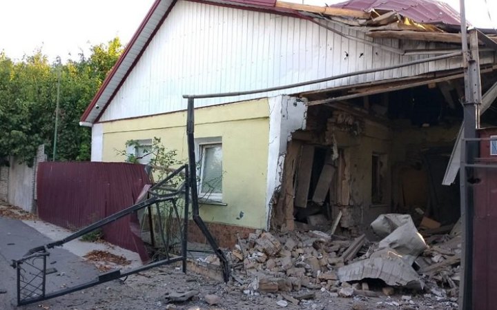 Уранці окупанти обстріляли Нікополь, поранена жінка (оновлено)