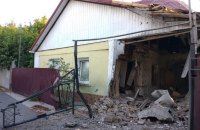 Уранці окупанти обстріляли Нікополь, поранена жінка (оновлено)