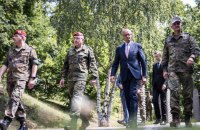 Німеччина проводить великі військові навчання на Рейні
