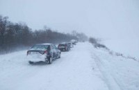 Из-за непогоды ограничили въезд грузовиков в Кропивницкий 