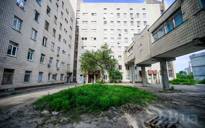 Розкрадання 241 мільйона на обладнанні для Національного інституту раку: НАБУ і САП завершили розслідування