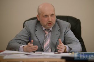 Украине нужна мощная армия, - Турчинов
