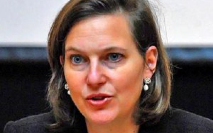 Нуланд: Україні треба допомогти, щоб вона вела переговори з позиції сили