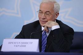 Азаров узнал из прессы, что участились проверки предпринимателей