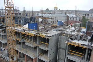 Застройщиков на Гончара предупредили об уголовной ответственности