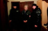 В Одесской области взяли штурмом пенсионера, который захватил заложников и стрелял по прохожим