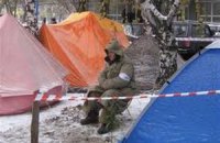 Чернобыльцы в Луганске продолжают протестовать