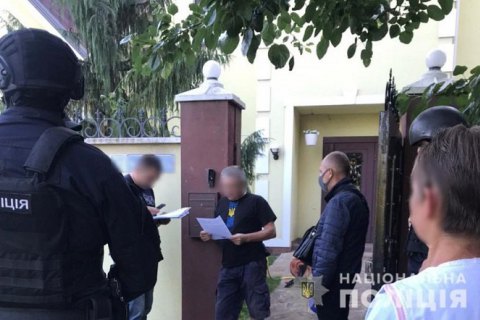 Ексдиректора заводу на Кіровоградщині підозрюють у розтраті 11 тис. тонн зерна
