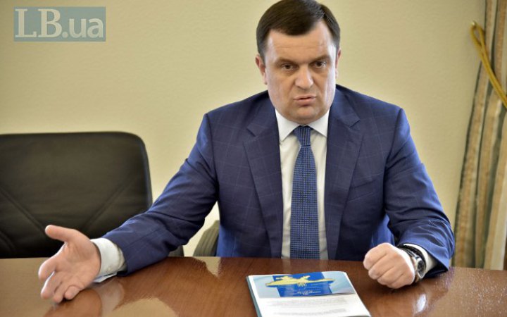 Рада цього тижня має звільнити голову Рахункової палати Пацкана, замість нього можуть призначити Пліса, – Железняк