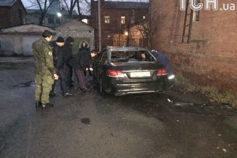 В Днепре у суда взорвали машину прокурора