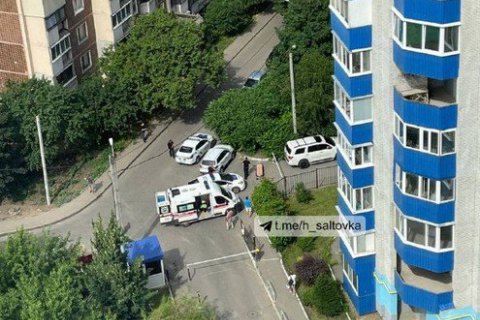 У Харкові невідомий стріляв у чоловіка, поліція ввела план "Сирена"