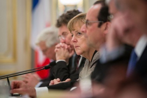 Меркель: "нормандская четверка" договорилась об амнистии боевиков
