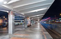 Метро "Лівобережна" в Києві відновило роботу в штатному режимі