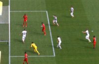 В матче Бундеслиги игрок "Байера" совершил промах года