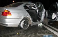 BMW с иностранными номерами устроил серьезное ДТП на бульваре Дружбы народов в Киеве