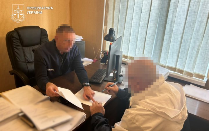 На Дніпропетровщині у 13-річного хлопця вистрелили через гучний звук мопеда: підозрюваного знайшли