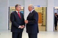 Лукашенко предложил Украине помощь в прекращении войны на Донбассе