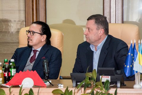 Дубневич: путь к решению проблем УЗ – загрузить украинские заводы