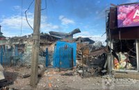 ​Росіяни вдарили по ринку в Лозовій: є загиблі та десятки травмованих (оновлено)