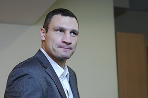 Виталий Кличко отменил летний бой