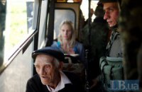 Військові евакуювали 40 жителів із ​​селища Металіст біля Луганська