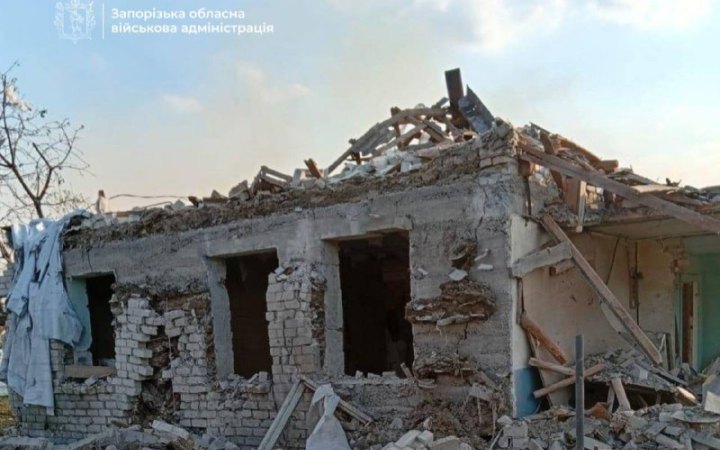 Росіяни вдарили по Запорізькому району: зруйновані житлові будинки