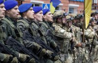 В Мариуполе состоялся военный парад к седьмой годовщине освобождения города от оккупантов