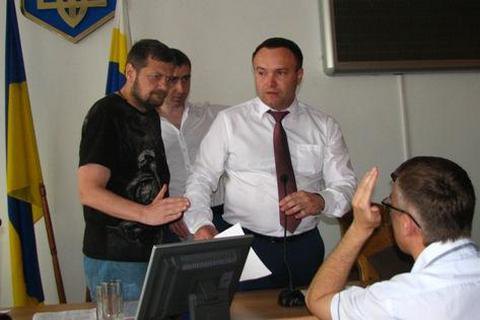 Ровенский облсовет уволил обоих председателей