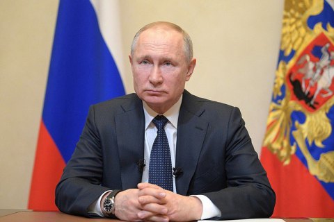 В России из-за коронавируса отложили голосование об обнулении президентских сроков Путина
