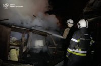 У Чернігові внаслідок атаки БпЛА є руйнування на підприємствах, під завалами можуть бути люди (оновлено)