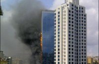 Пожар в стамбульском небоскребе потушили