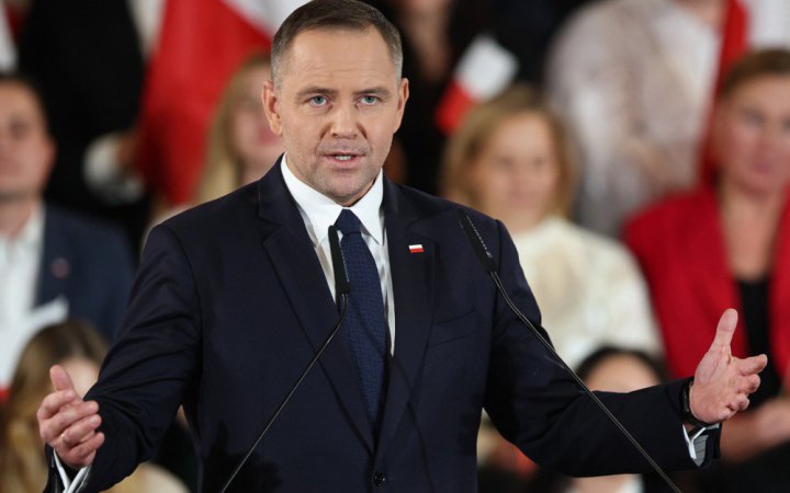 Президент Польщі підписав закон про допомогу українцям