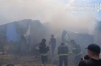 Росіяни обстріляли "пункт незламності" та медзаклад у Херсоні, є загиблі (оновлено)