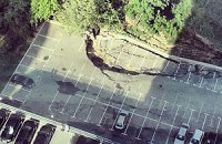 В Киеве возле бизнес-центра произошел новый оползень