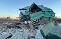 Росіяни вдарили по селищу Великий Бурлук на Харківщині, загинули чоловік та шестирічна дівчинка
