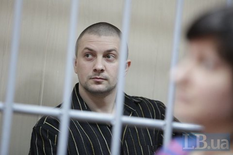 Обвиняемого в расстрелах на Майдане экс-беркутовца восстановили на службе в полиции