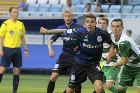 Ультрас "Черноморца" избили главного тренера команды Фролова
